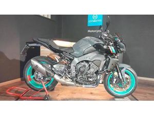 VENDO YAMAHA MT-10 (2022 - 25) USATA A QUATTRO CASTELLA (CODICE 9894782) - MOTO.IT