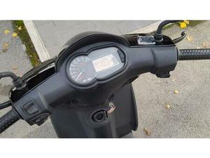 VENDO APRILIA SR 50 MOTARD 2T (2018 - 20) USATA A FIRENZE (CODICE 9894315) - MOTO.IT