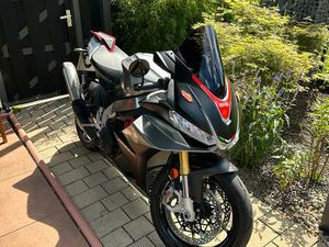 APRILIA RSV4 1100