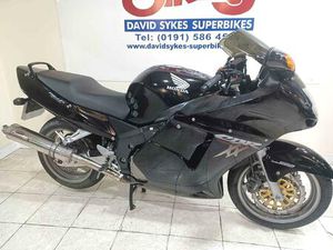 HONDA CBR1100XX SUPER BLACKBIRD 1137 CC