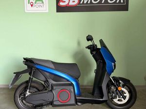 VENDO SEAT MÓ 125 (2021 - 25) USATA A BORGO TICINO (CODICE 9894893) - MOTO.IT