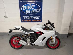DUCATI SUPERSPORT 950 937 939 S 2020 ONLY 7K MILES FULL DUCATI SERVICE HISTORY