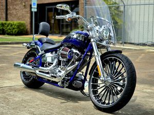 2014 CVO® BREAKOUT