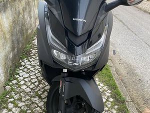 HONDA FORZA 125 OEIRAS E SÃO JULIÃO DA BARRA, PAÇO DE ARCOS E CAXIAS