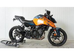 KTM 125 DUKE *REMUS*