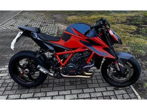 KTM SUPERDUKE 1290 R 3.0 BJ 2021 9000KM