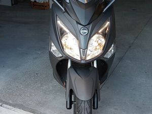 YAMAHA XMAX 250 CC 2013