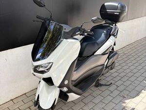 MOTA - YAMAHA NMAX 125 CASCAIS E ESTORIL
