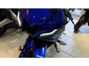 VENDO YAMAHA YZF R125 (2023 - 25) USATA A RAPALLO (CODICE 9894461) - MOTO.IT