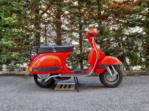 VESPA P200E