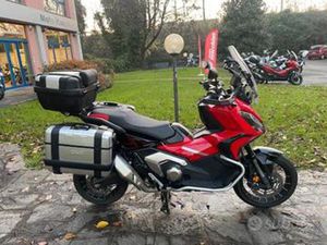 HONDA X-ADV 750 TRAVEL