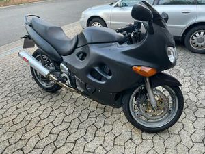 SUZUKI GSX 600 F