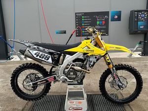 RMZ 250 2025 HGS