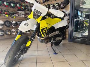 VENDO HUSQVARNA 701 SUPERMOTO (2026) NUOVA A APRILIA (CODICE 9894551) - MOTO.IT