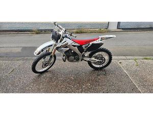 HONDA CR 250R