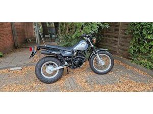 YAMAHA TW 125 TRAILWING