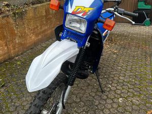 YAMAHA DT 125 4BJ PROJEKTAUFGABE MIT PAPIERE