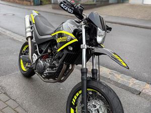 YAMAHA XT660X SUPERMOTO