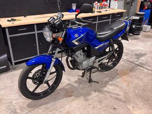 YAMAHA YBR 125