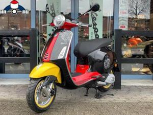 VESPA PRIMAVERA 125 ABS MICKEY MOUSE (NIEUW 0 KM BJ 2025) — MOTOREN | PIAGGIO — MARKTPLAATS