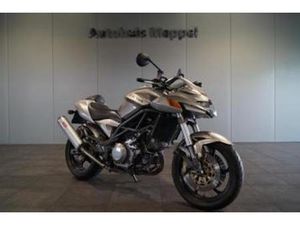 CAGIVA TOUR V-RAPTOR 1000 V-RAPTOR 10 (BJ 2002) — MOTOREN | CAGIVA — MARKTPLAATS