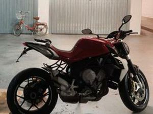MV AGUSTA BRUTALE 675 - 2012