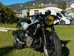 VITPILEN 2023 QUICKSHIFT 3000KM