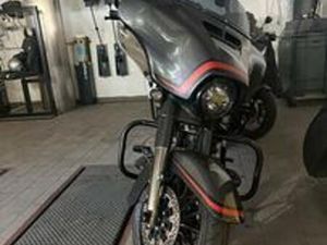 HARLEY DAVIDSON STREET GLIDE CVO