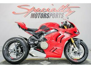 2023 DUCATI PANIGALE V4 S