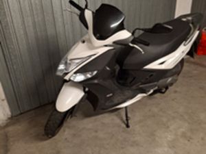 AGILITY R16 125 CC