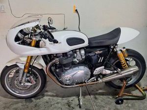 FOR SALE TRIUMPH THRUXTON 1200R