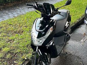 KISBEE S 50 CCM ROLLER PEUGEOT WIE NEU