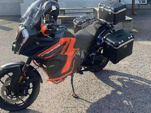 KTM 1290 SUPER ADVENTURE