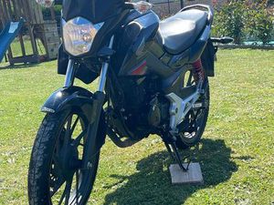 CB125F