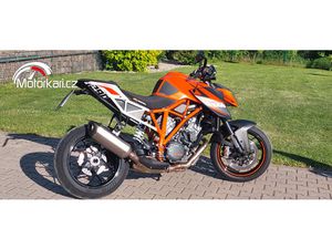 KTM 1290 SUPER DUKE R