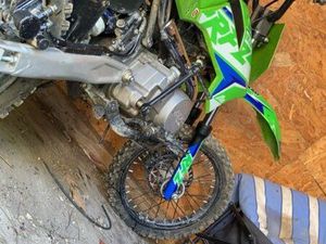 MOTO DIRT 125 CC