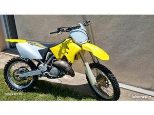 VENDS OU ÉCHANGE 125 RM 2006