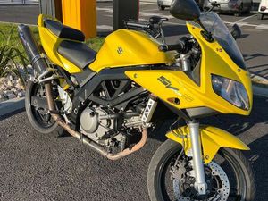SV650 S - VENTE OU ÉCHANGE