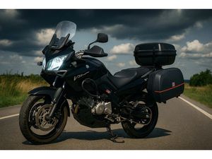 SUZUKI V-STROM DL 650 BLACKSTORM →