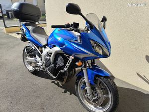 MOTO YAMAHA FZ6 S2 98CV. 9000 KMS D'ORIGINE