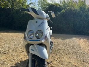 SCOOTER YAMAHA