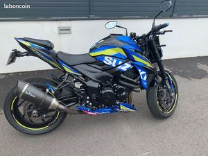 SUZUKI GSXS 750