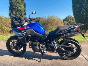 BMW F800 GS WENIG GEFAHREN, VOM WERK TIEFERGELEGT