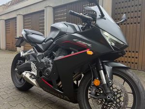 HONDA CBR 650R