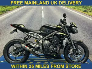 TRIUMPH STREET TRIPLE 765 MOTO2 EDITION