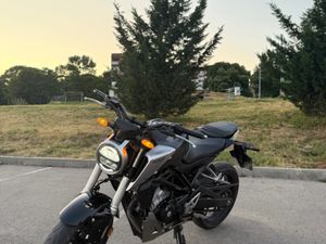 HONDA CB 125 R ABS →