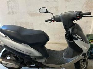 PEUGEOT SCOOTER V-CLIC SILVER SPORT — SCOOTERS | PEUGEOT — MARKTPLAATS