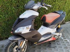 APRILIA SR 50