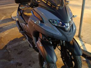 TRICITY 300 YAMAHA