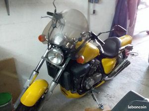 HONDA VFC CUSTOM 750